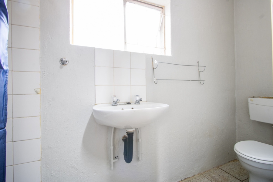 To Let 14 Bedroom Property for Rent in Die Bult North West